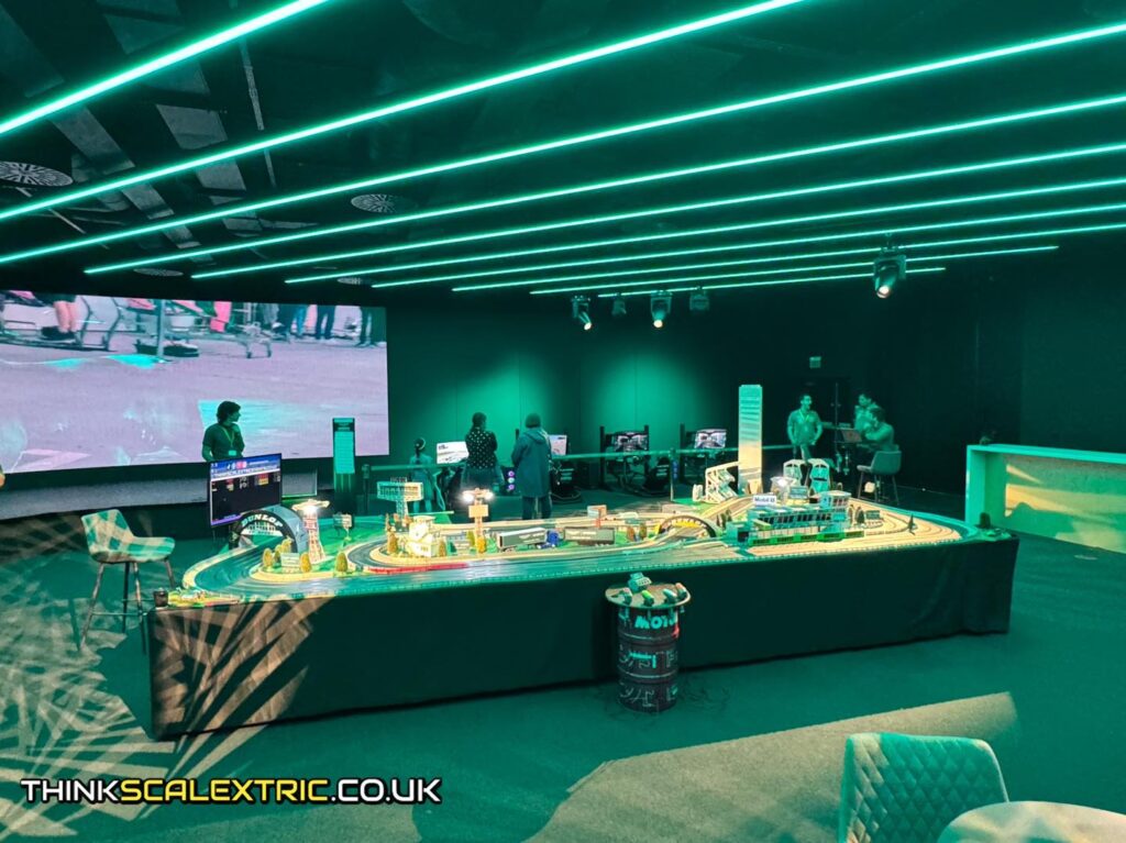 scalextric track hire page track image